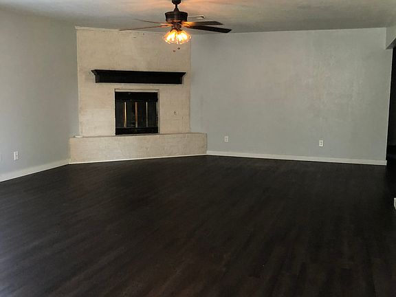 3rd image of 7203 NW Cherry Cir