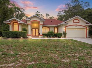 184 Pine St, Homosassa, FL 34446