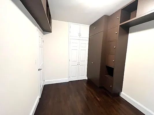 Rented by Oxford Property Group | media 9