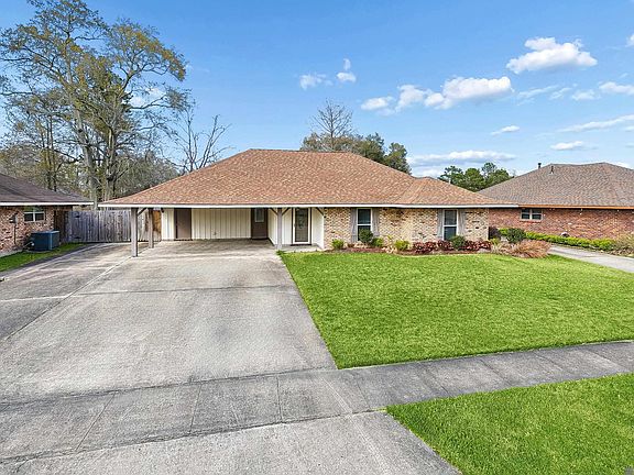 2nd image of 11025 Cedar Bend Ave