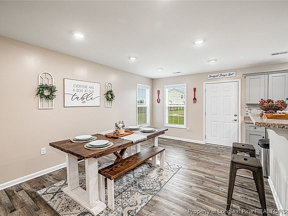 5th image of 41 Vesper Ln