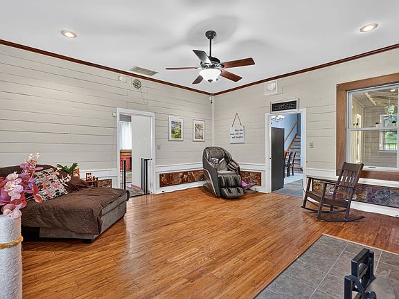 4th image of 7273 W Evans Rd