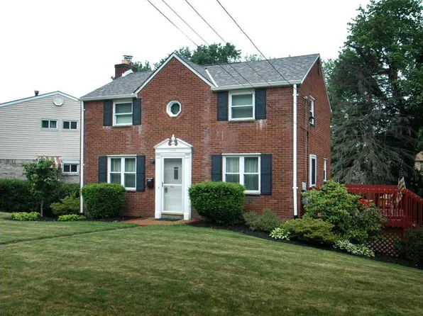 138 Parkwood Rd, Verona, PA 15147