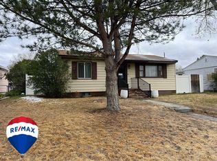 509 N 16th St E, Riverton, WY 82501
