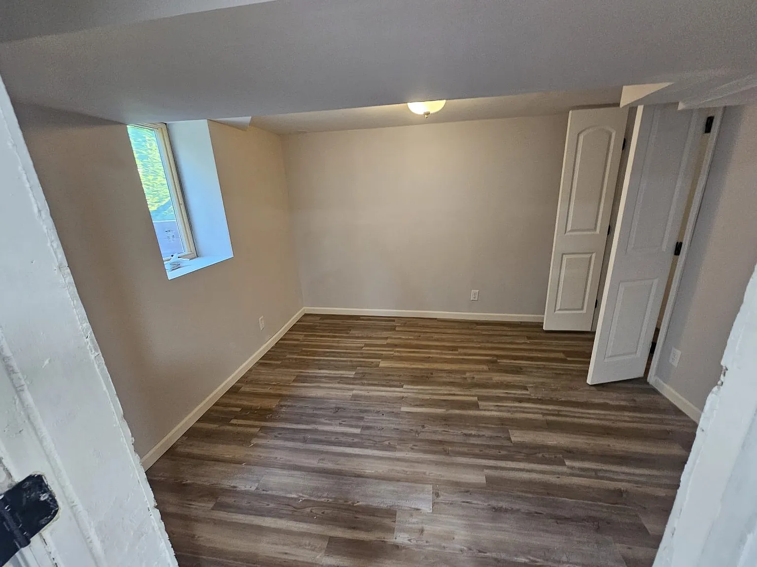 3 bed, 1022 sqft, $2,200 — Photo 3