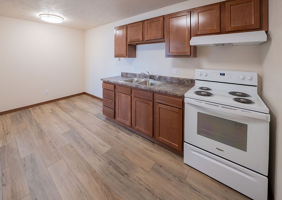 1st image of 3601 S West Ave APT 7
