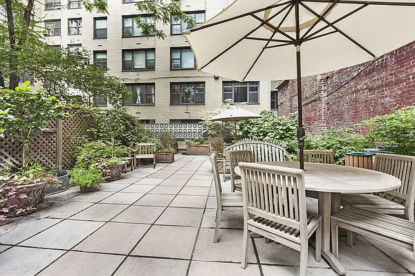 Sold by Compass | media 14