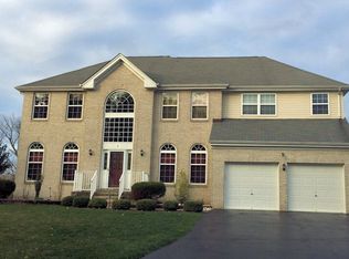 4 Sousa Ct, East Windsor, NJ 08520