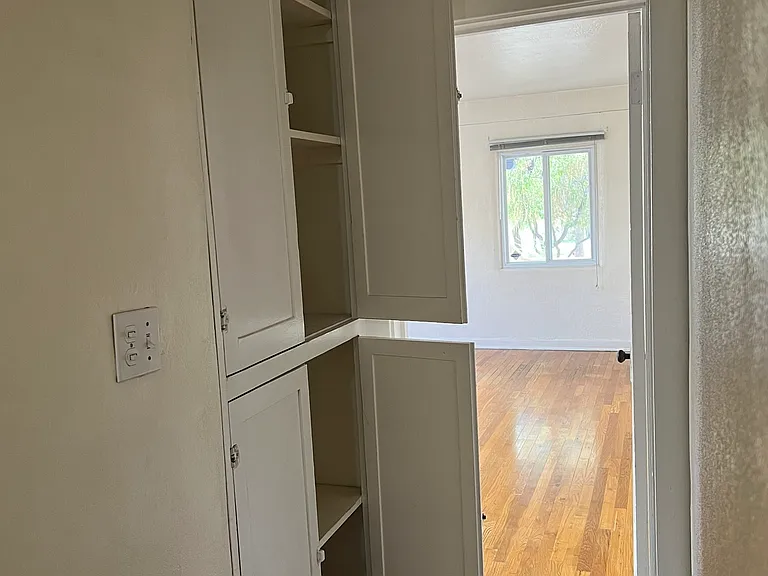 521 Granite Ave NW — Photo 6