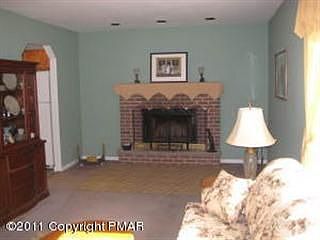 3rd image of 1431 N Rocky Mountain Dr