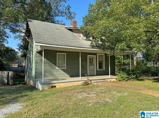 210 E Spring St, Sylacauga, AL 35150