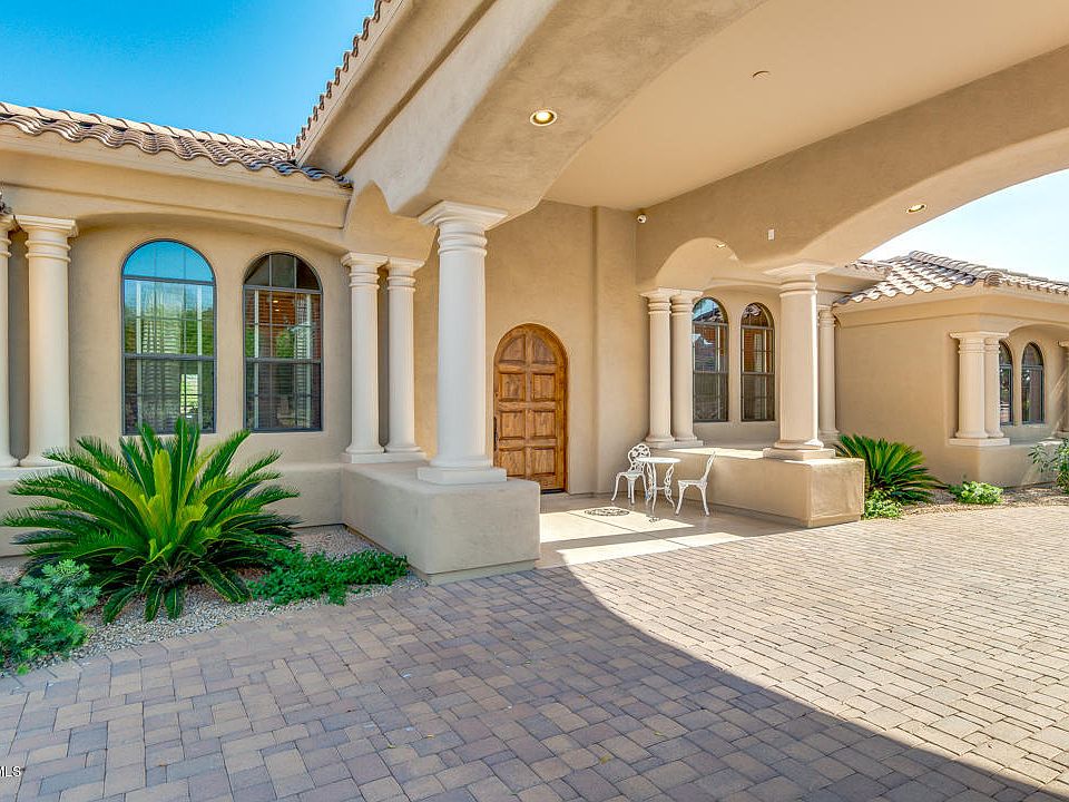 1st image of 8407 W Calle Lejos