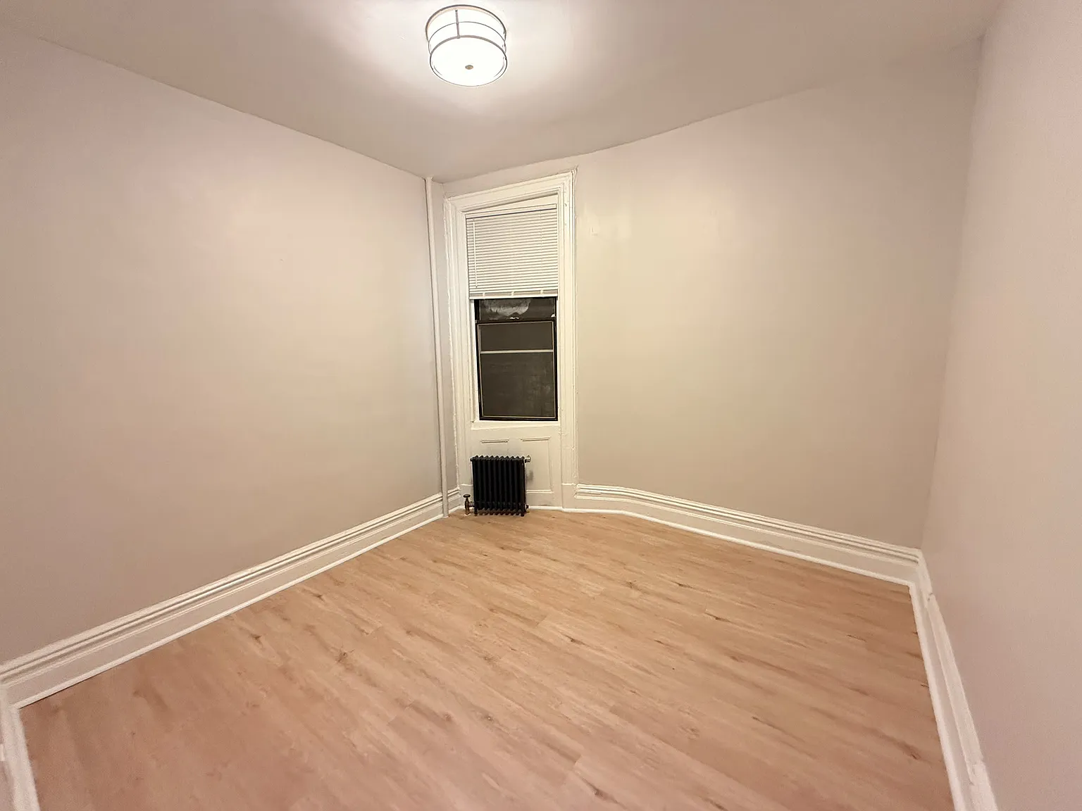 2 bed, 700 sqft, $2,195 — Photo 4