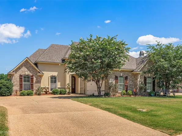 447 Long Acre Dr, Bossier City, LA 71111