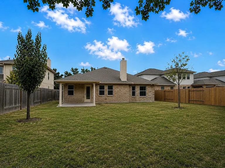 9408 Castle Pines Dr — Photo 28