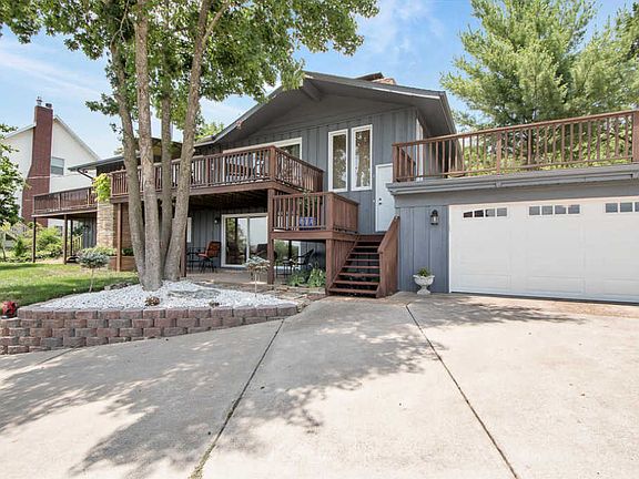 2nd image of 1 N Wilderness Trl