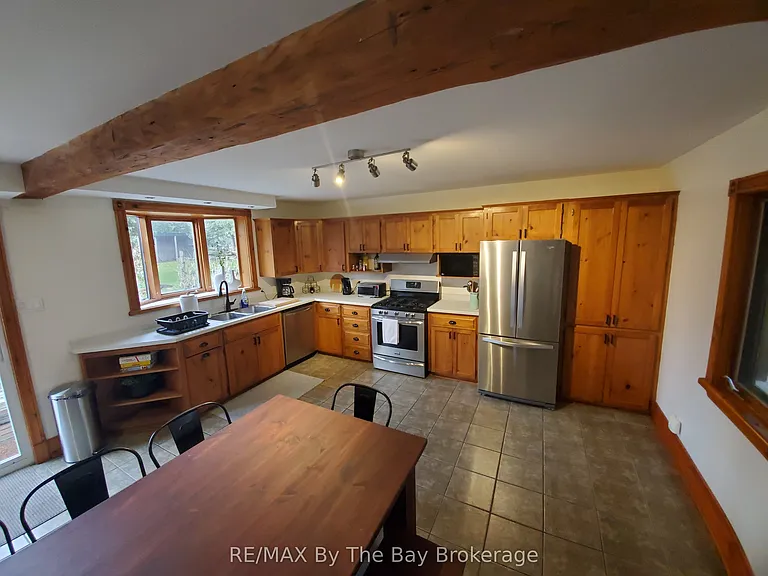 22 Woodcrest Ave — Photo 5