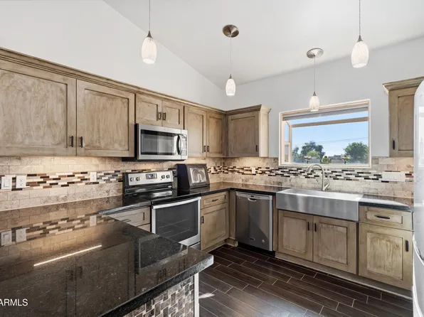 9023 S DEAN Road, Buckeye, AZ 85326