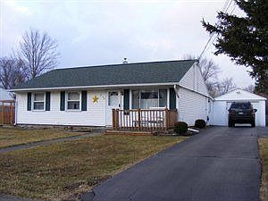 1st image of 210 Weller Ave