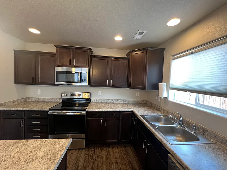7703 Sangalo Grv — Photo 6