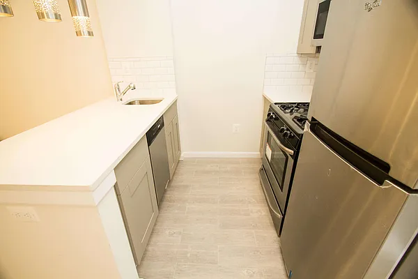 Rented by Nooklyn NYC LLC | media 31