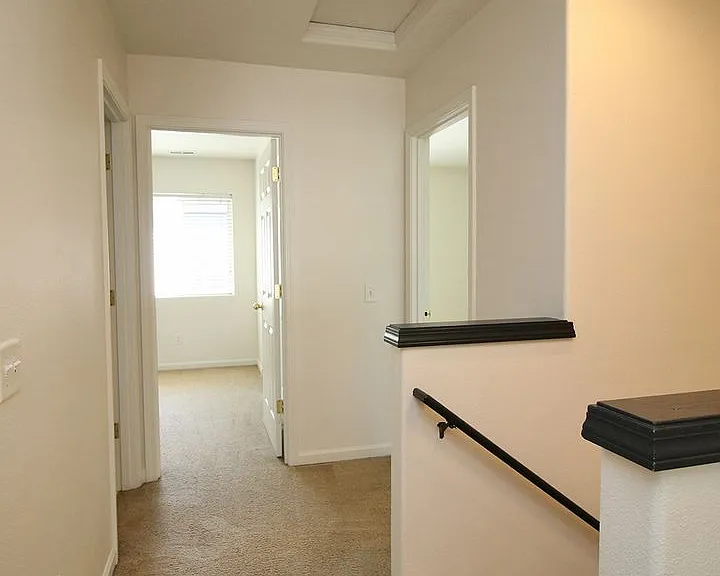15542 SE Thornbridge Dr — Photo 15