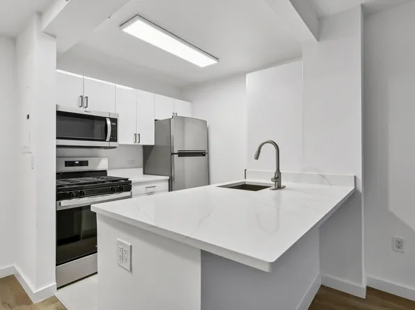 111 Worth Street image 2 of 29