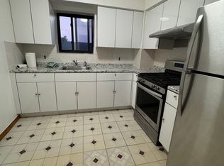 6141 156th St FLOOR 3, Flushing, NY 11367