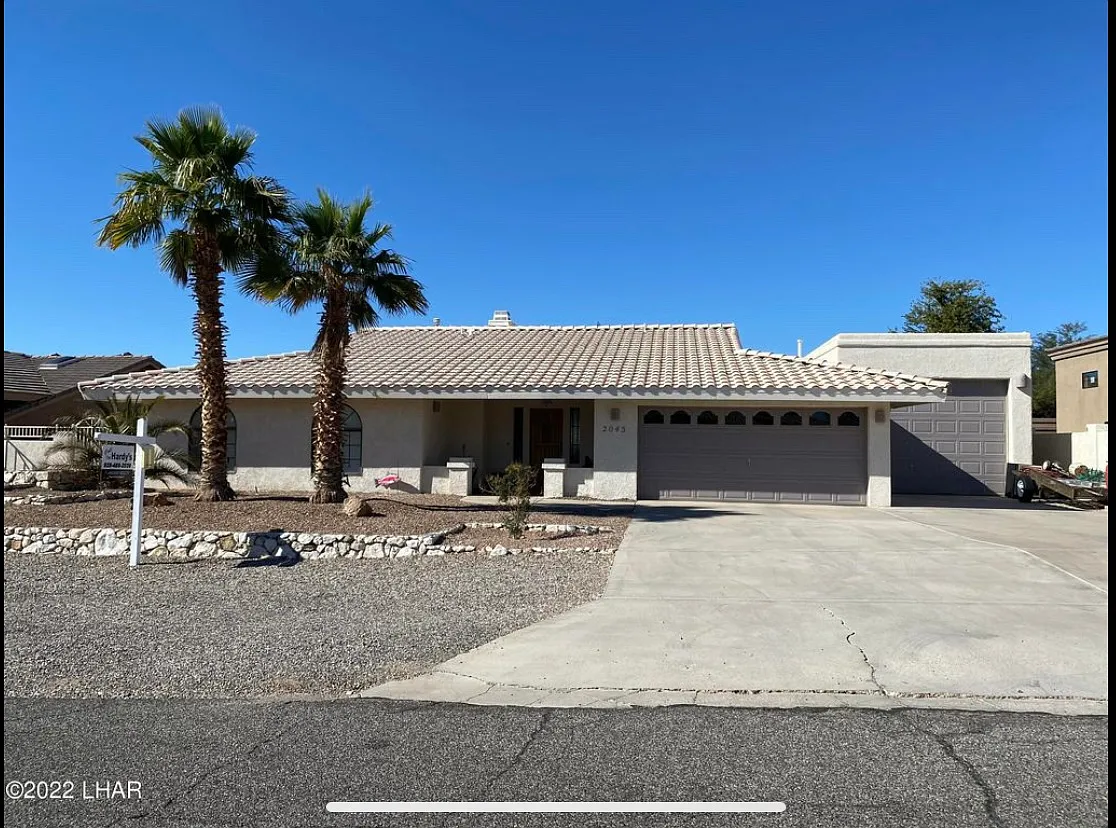 4 bed, 1884 sqft, $3,700 — Photo 3