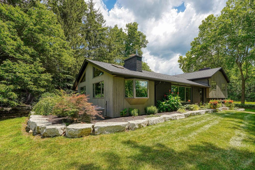Real estate listing image