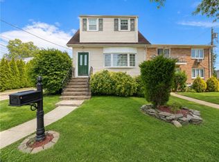 738 Woodrow Rd, Staten Island, NY 10312