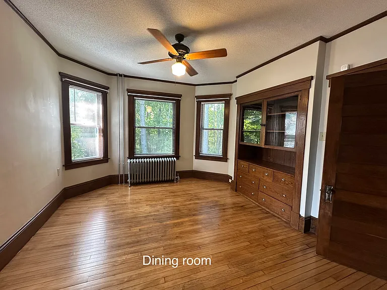 263 Silver St — Photo 3
