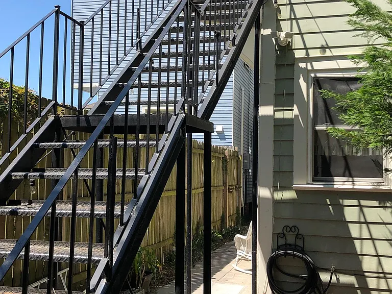 2118 Baronne St #B — Photo 16