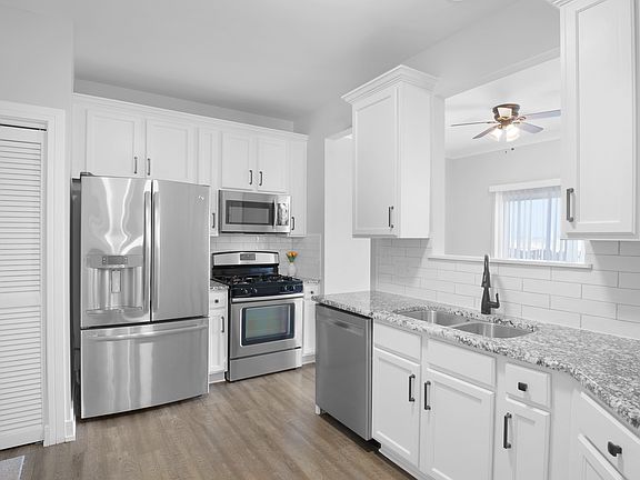 4th image of 276 W Norwell Ln #276