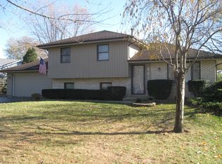 400 Menno Dr, New Lenox, IL 60451