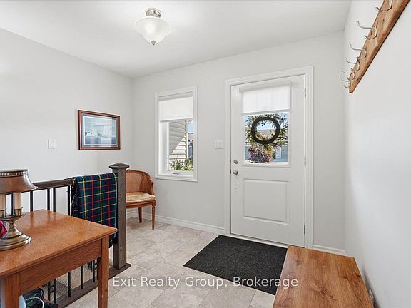 4th image of 30 Sandhu Cres