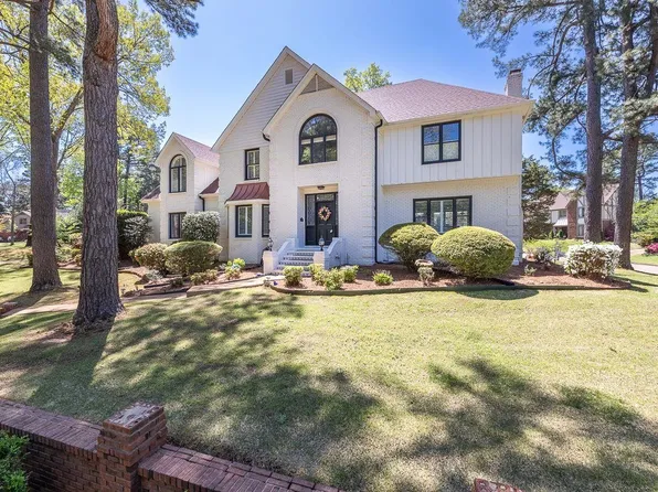 8475 Woodlane Dr, Germantown, TN 38138