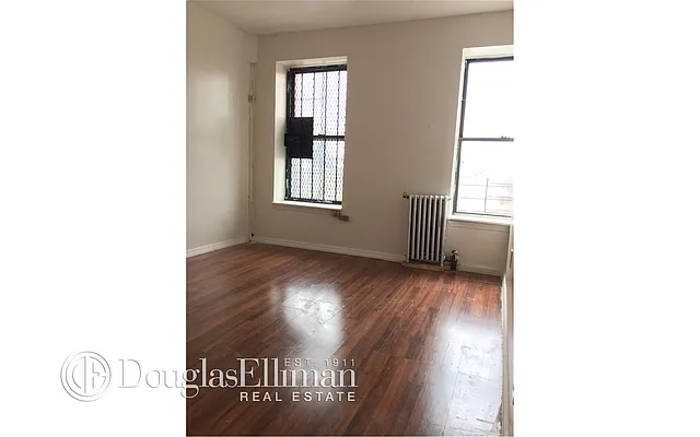 Rented by Douglas Elliman | media 14