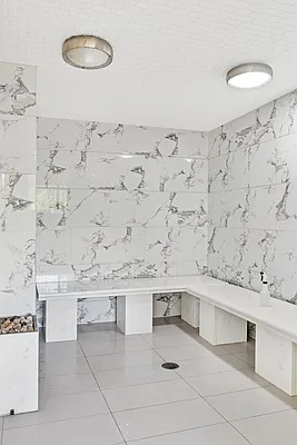 Rented by R New York | media 4