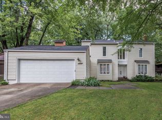 2443 Freetown Dr, Reston, VA 20191