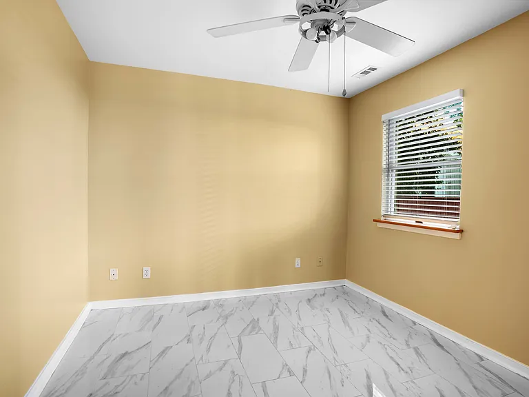 4734 Oak Rd — Photo 4