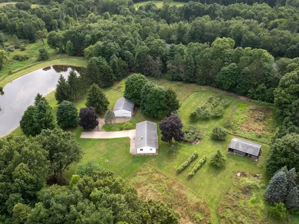 4475 N Sandstone Rd, Parma, MI 49269