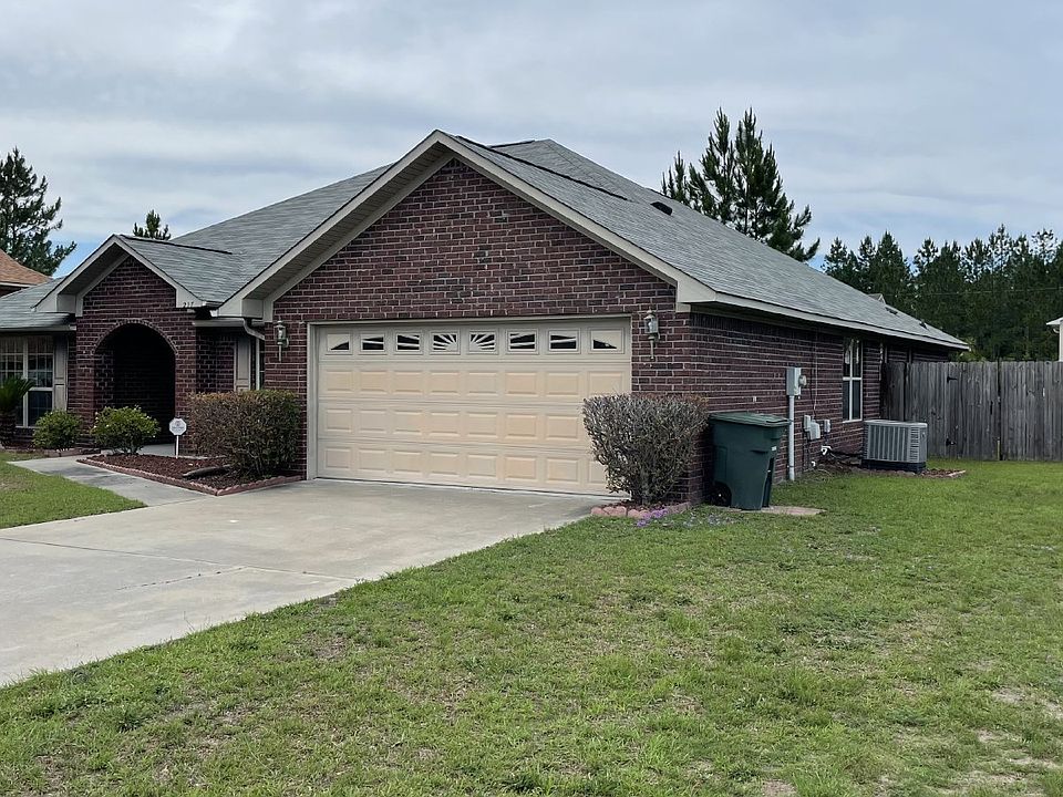 1st image of 227 Slayton Cir