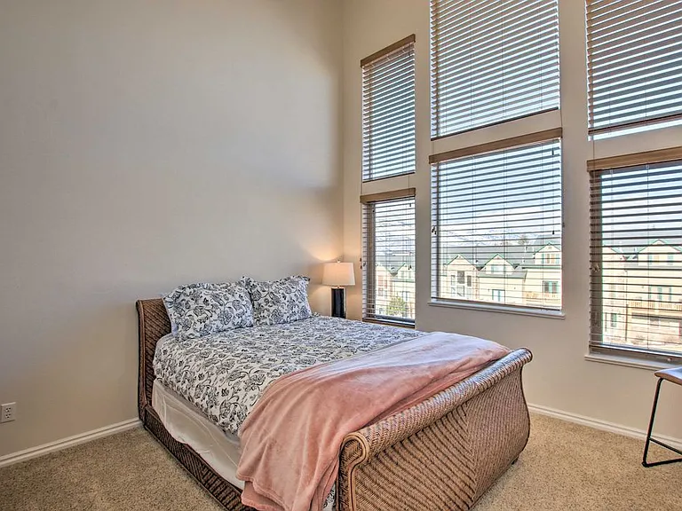 3524 N Fox Run Dr #1 — Photo 15