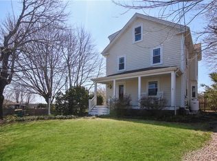 23 Bramans Ln, Portsmouth, RI 02871