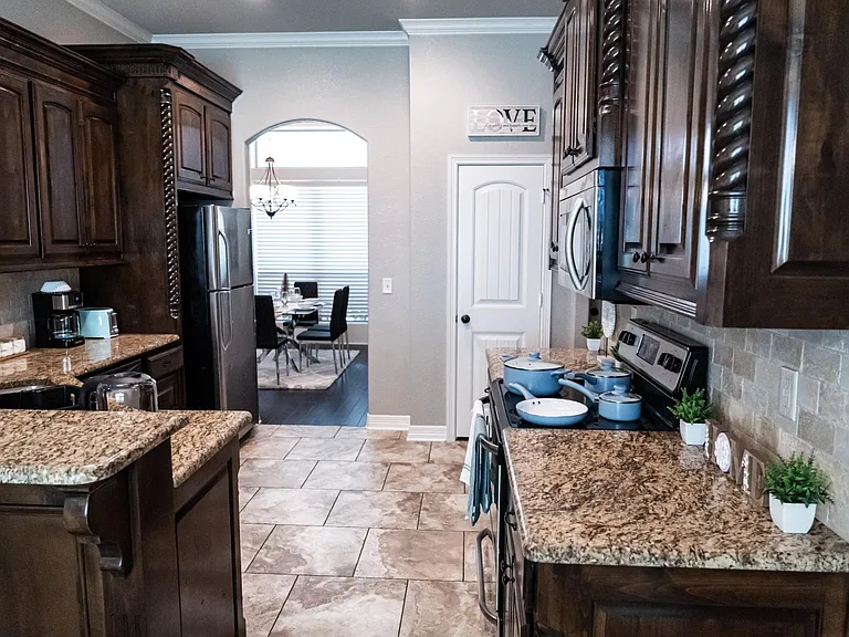 7352 Kingsport Ln — Photo 18