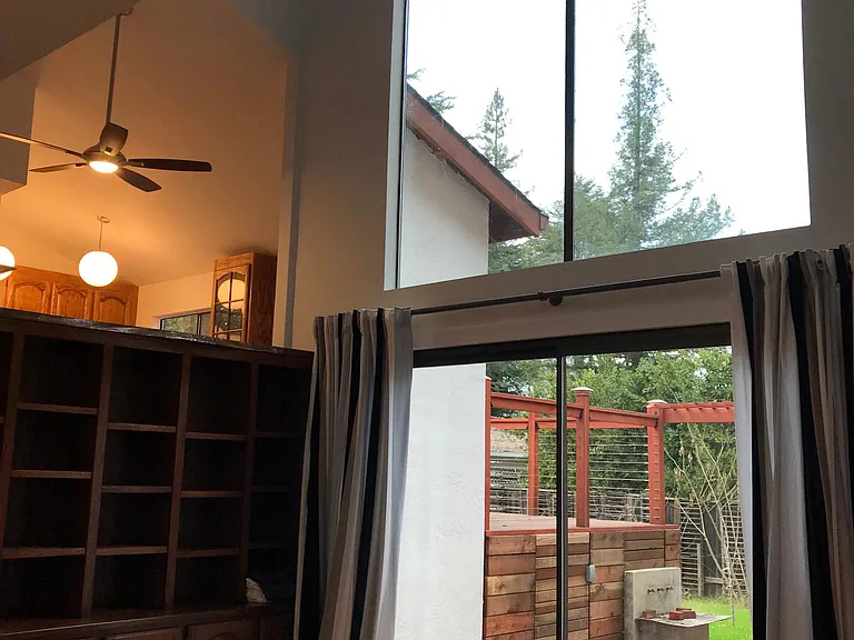 1629 Madrona Ave — Photo 30