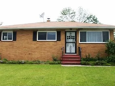 16100 Richard Dr photo 1