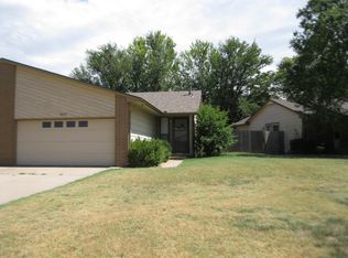 1820 S Griffith St, Wichita, KS 67207