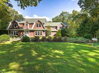44 Brookvale Rd, Kinnelon, NJ 07405